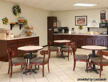 Super 8 By Wyndham Grove Hotel